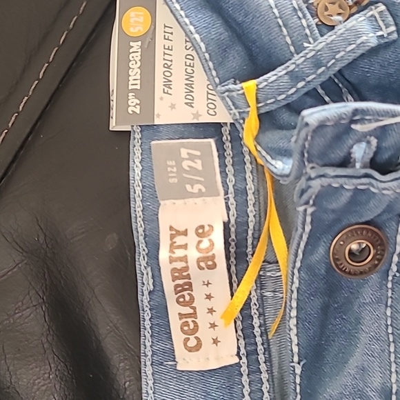 Skinny Embroidered Jeans Junior Size 5/27 29" inseam Mid Rise - Picture 2 of 5